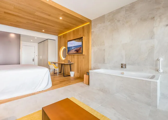 Higueron Malaga, Curio Collection By Hilton (adults Only) Rezort