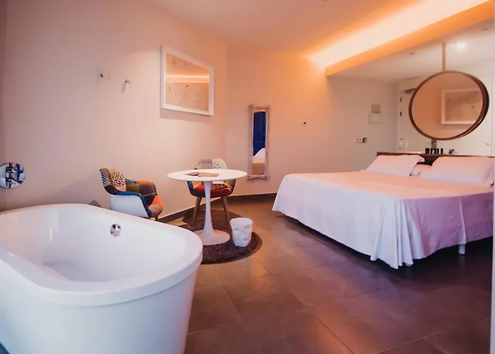 Higueron Malaga, Curio Collection By Hilton (adults Only) Rezort Fuengirola