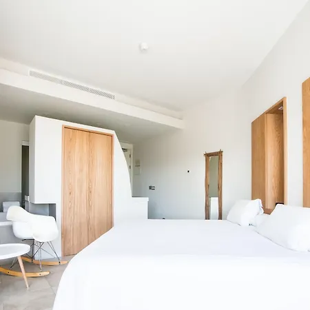 Higueron Curio Collection By Hilton (adults Only) אתר נופש פואנגירולה