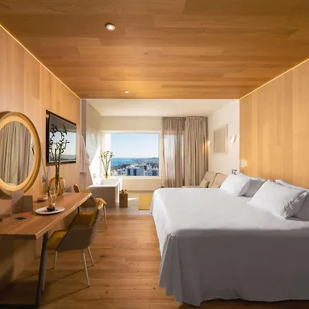 Higueron Curio Collection By Hilton (adults Only) אתר נופש 5*