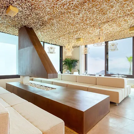 אתר נופש Higueron Curio Collection By Hilton (adults Only)
