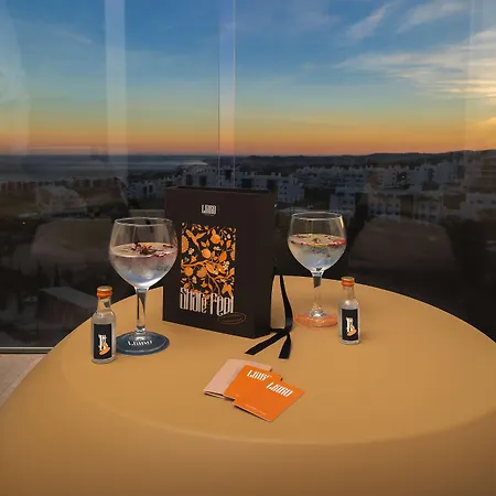 אתר נופש Higueron Malaga, Curio Collection By Hilton (adults Only)