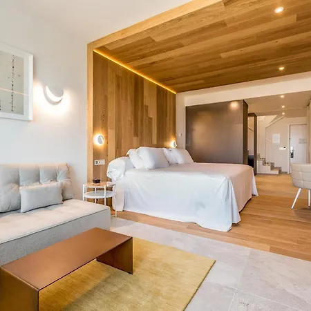 Higuerón Curio Collection By Hilton 5* Fuengirola