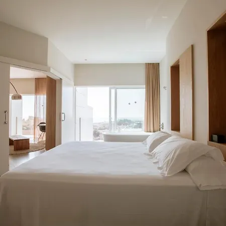 Higueron Curio Collection By Hilton (adults Only) אתר נופש