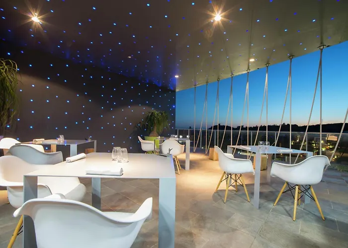 Higueron Malaga, Curio Collection By Hilton (adults Only) 5* فوينخيرولا