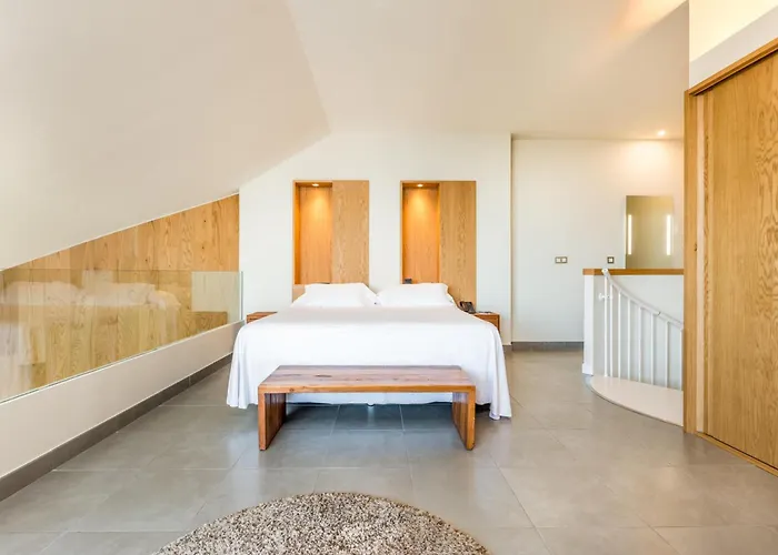 منتجع Higueron Malaga, Curio Collection By Hilton (adults Only) 5*