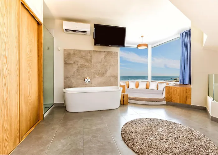 Higueron Malaga, Curio Collection By Hilton (adults Only) فوينخيرولا