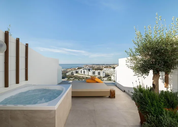 Higueron Malaga, Curio Collection By Hilton (adults Only) 5* فوينخيرولا