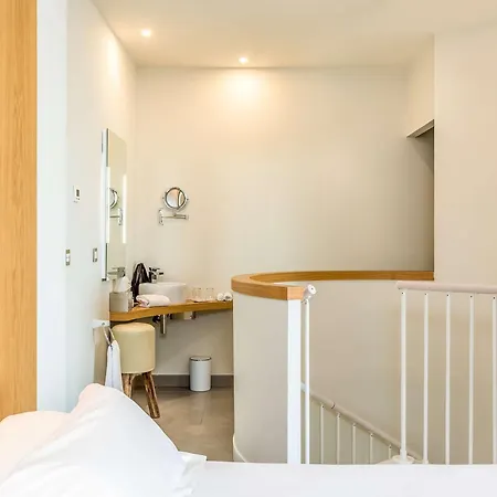 리조트 Higueron Malaga, Curio Collection By Hilton (adults Only) 5*