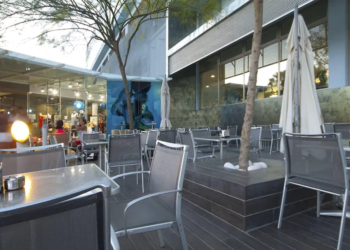 Курортний комплекс Higueron Malaga, Curio Collection By Hilton (adults Only) Фуенхірола