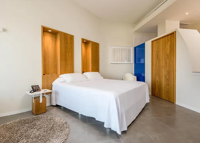 Higueron Malaga, Curio Collection By Hilton (adults Only) Фуенхірола